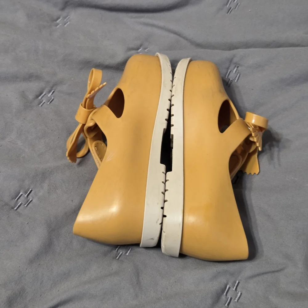 Mini Melissa Classic  Mary Jane (Toddler) sz 9 Mustard Yellow Preppy Boho